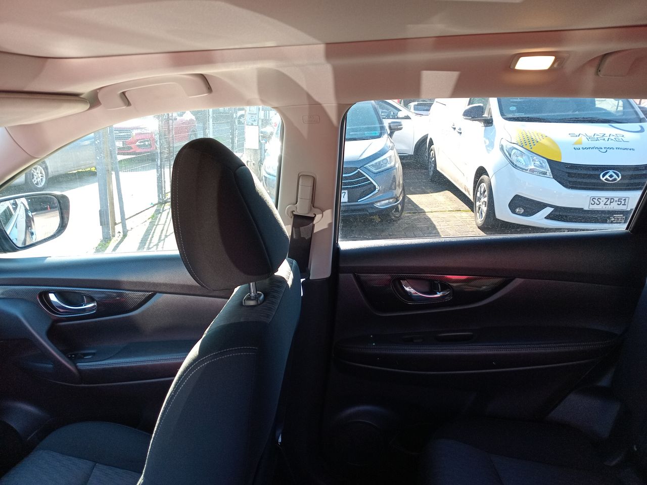 NISSAN - 3