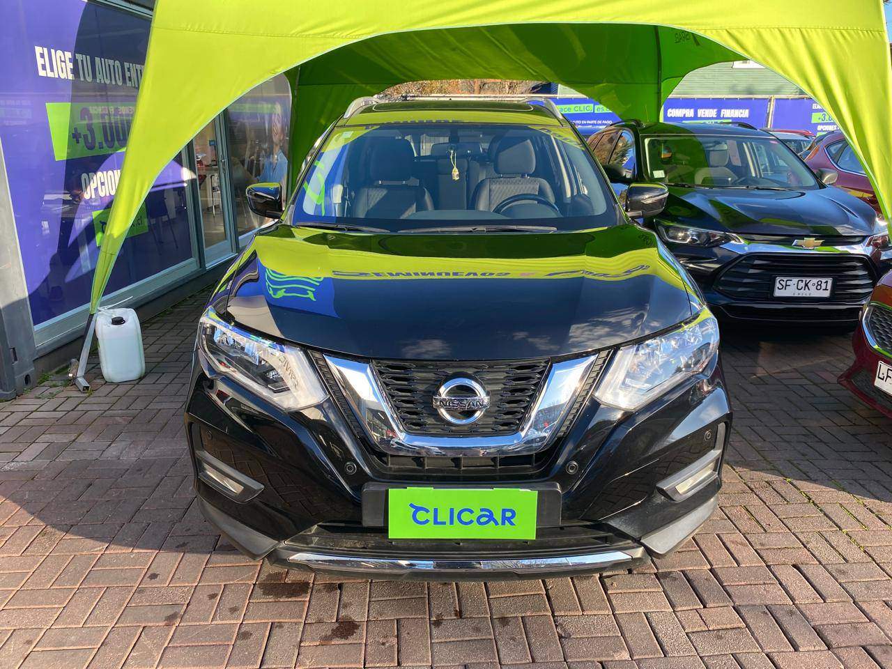 NISSAN - 2