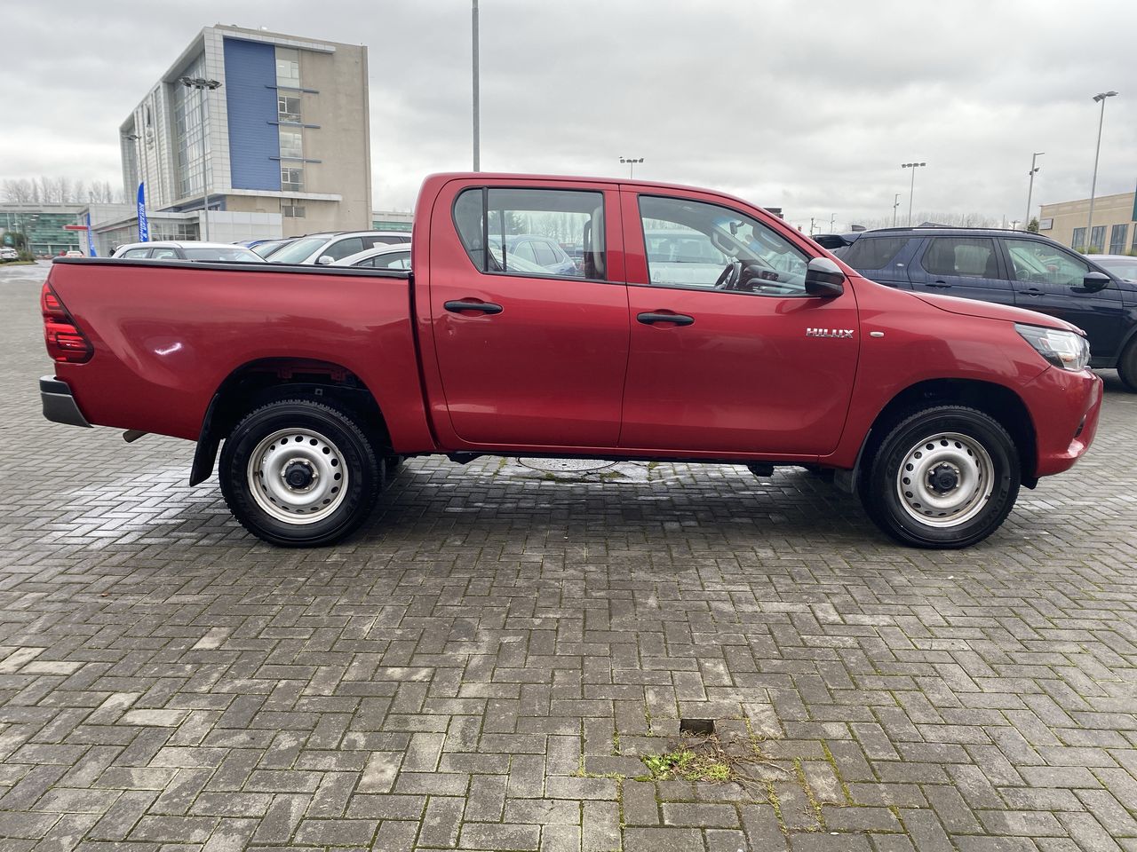 TOYOTA - 8