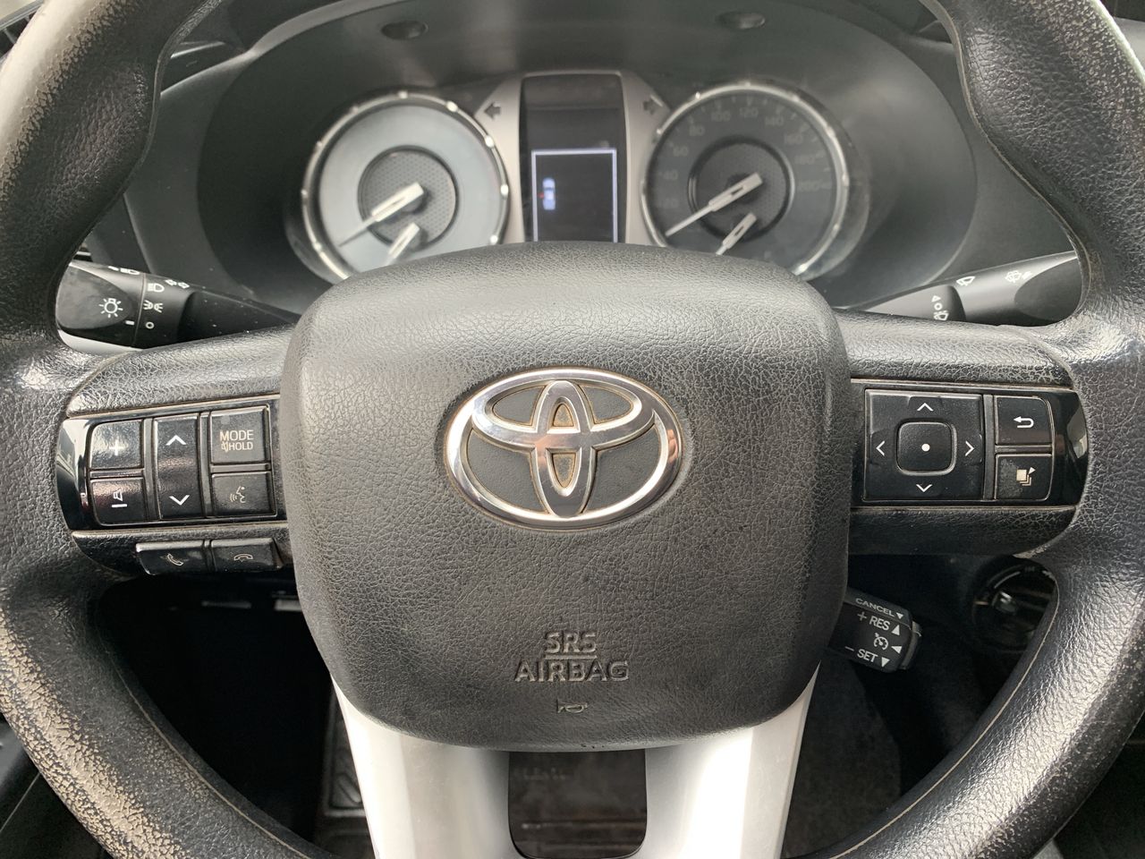 TOYOTA - 25