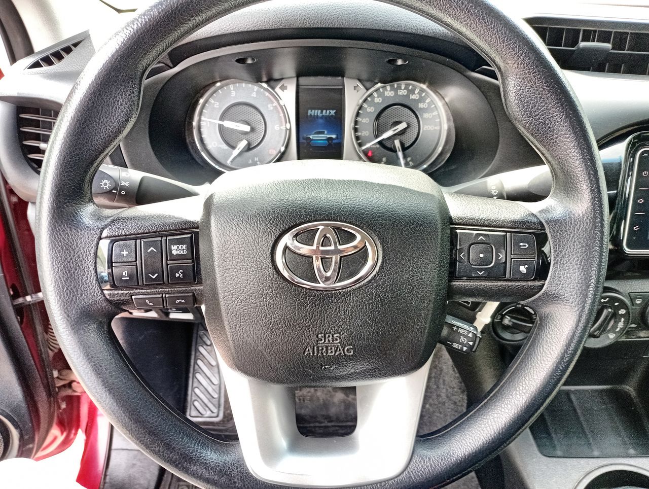 TOYOTA - 25