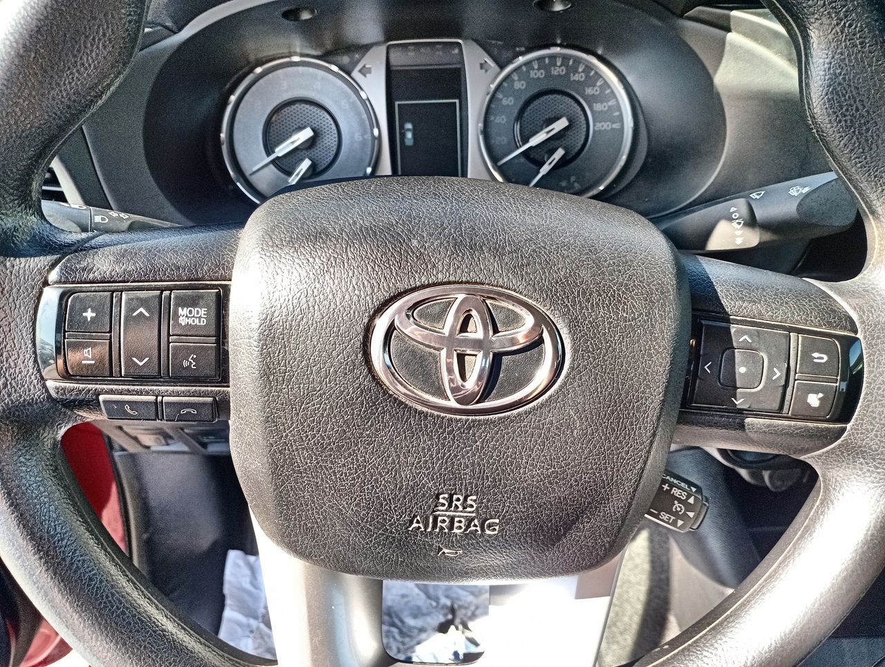 TOYOTA - 24