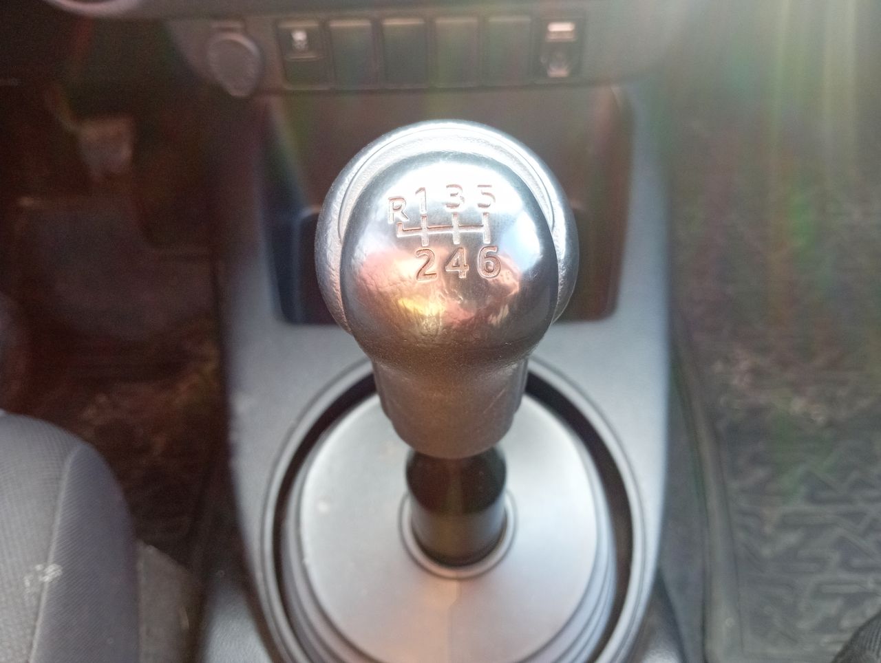 TOYOTA - 30