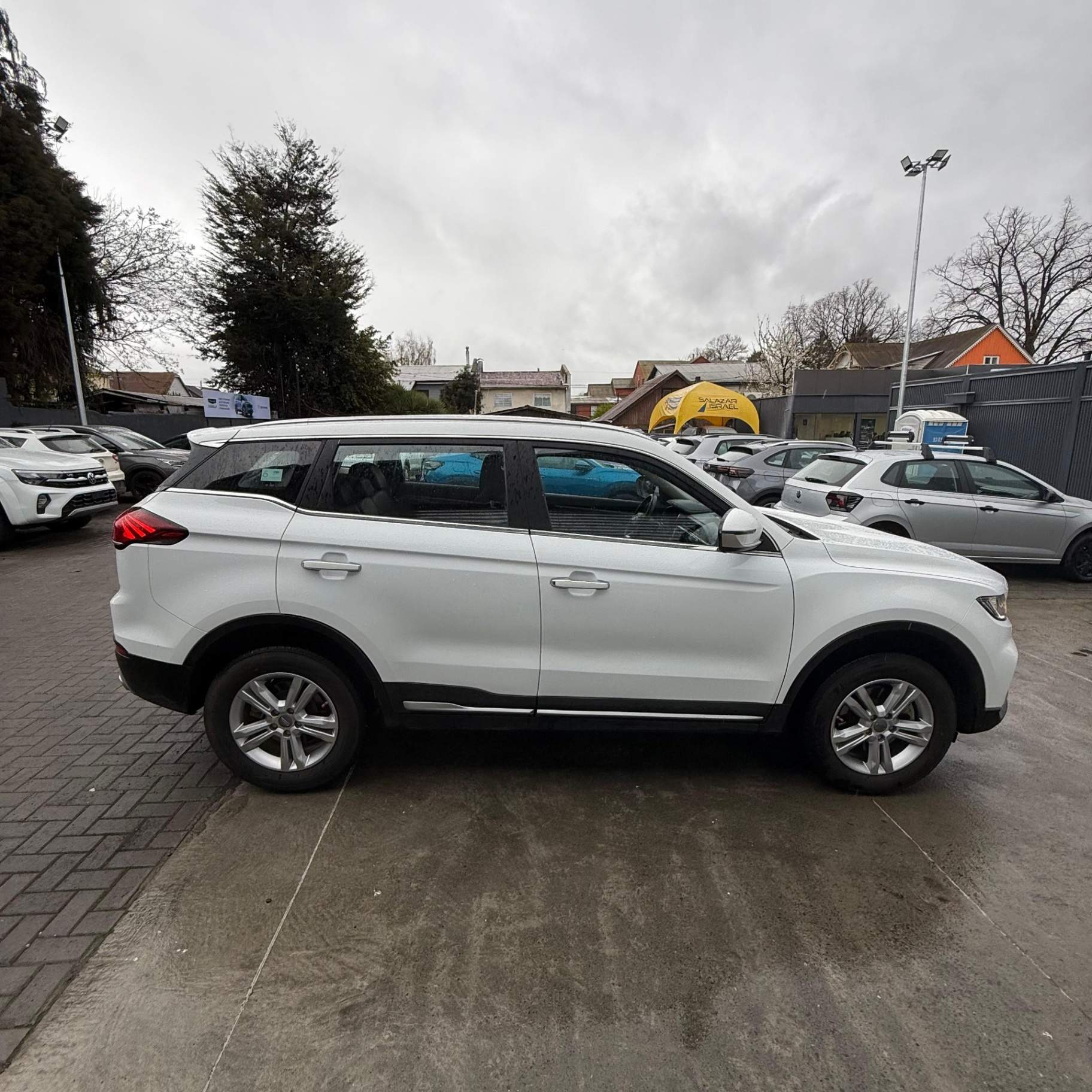 GEELY - 3