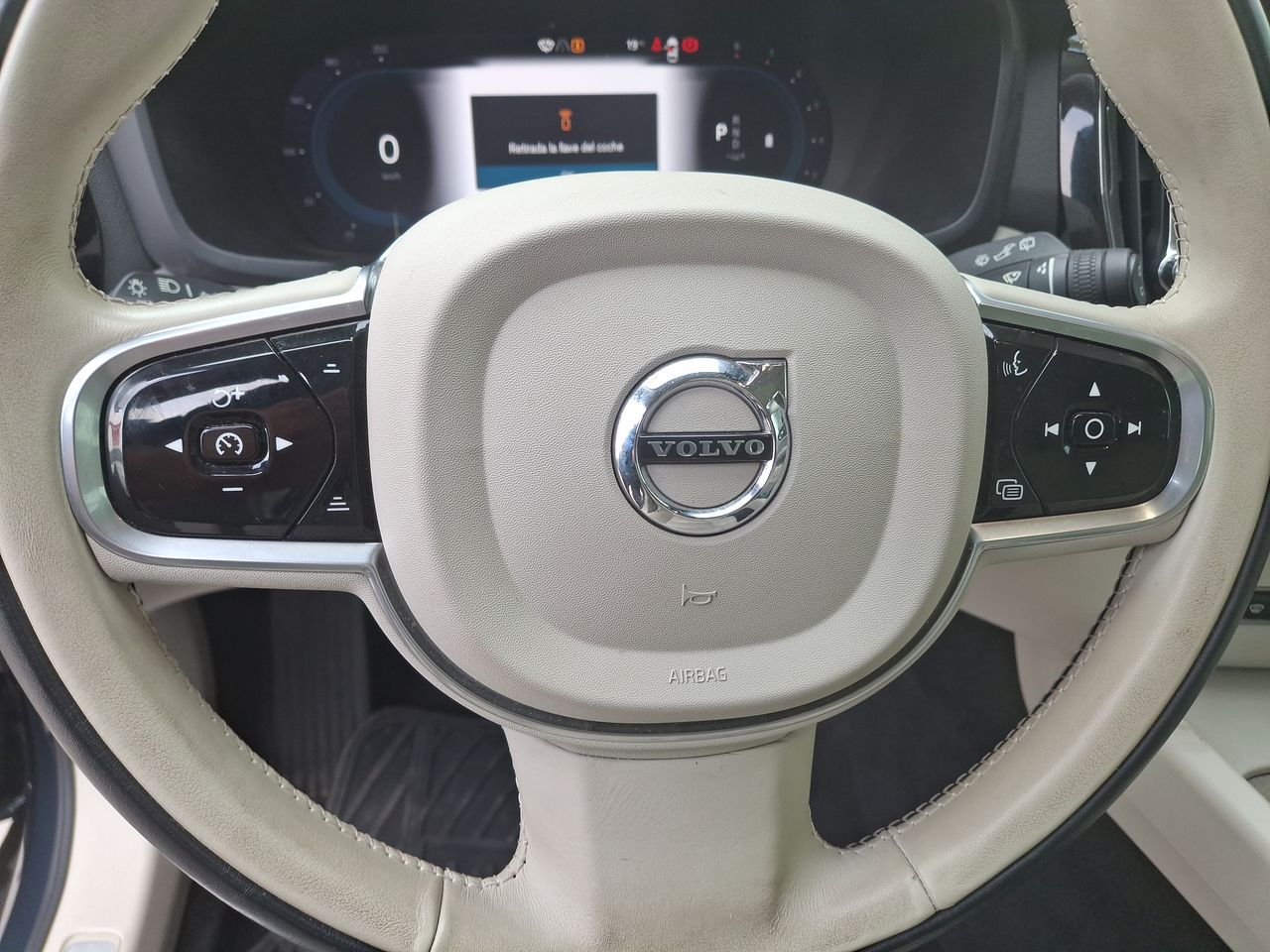 VOLVO - 24