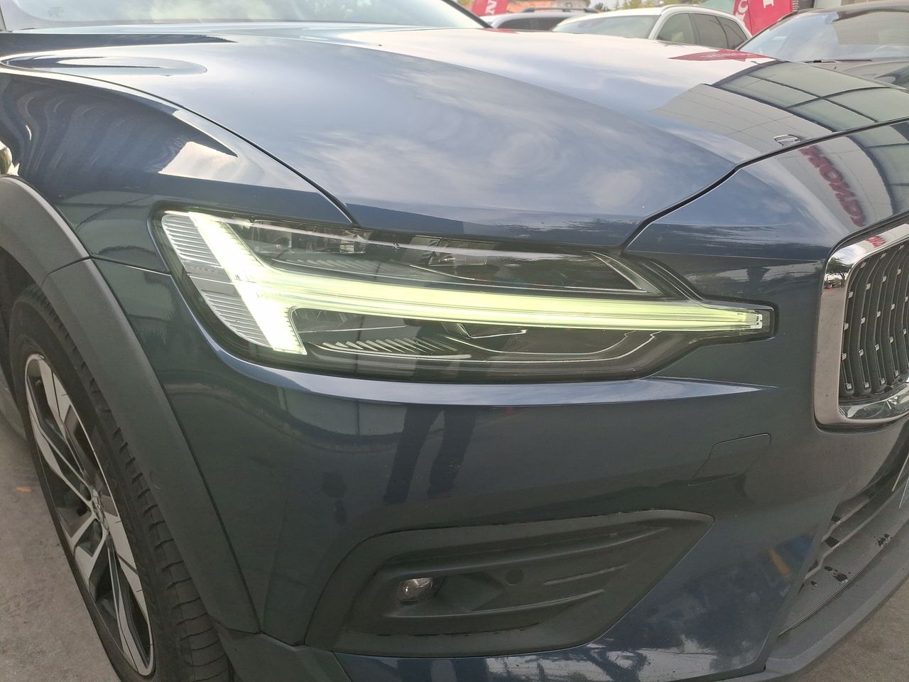 VOLVO - 16