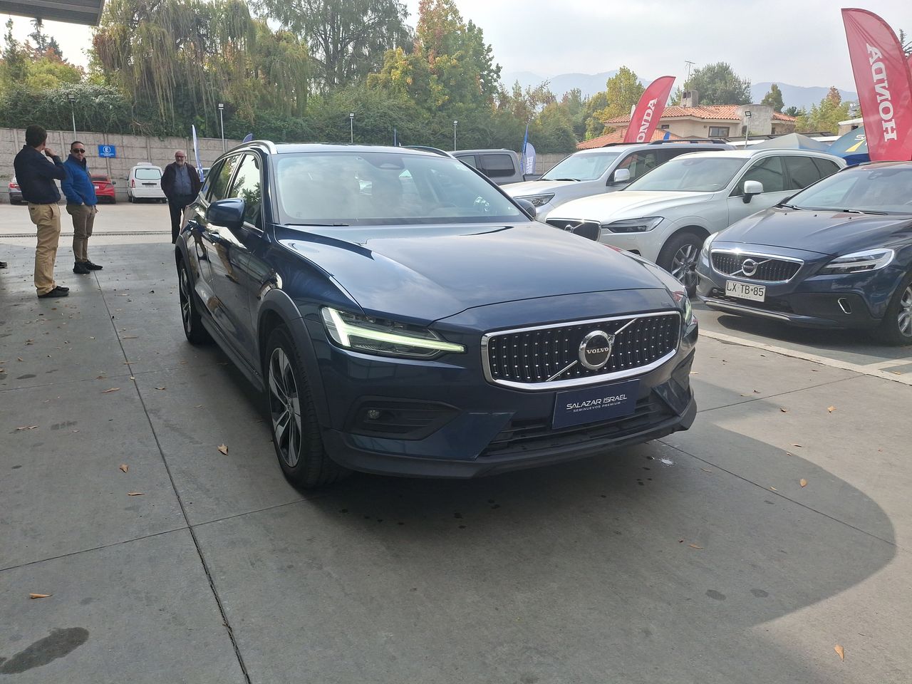VOLVO - 1