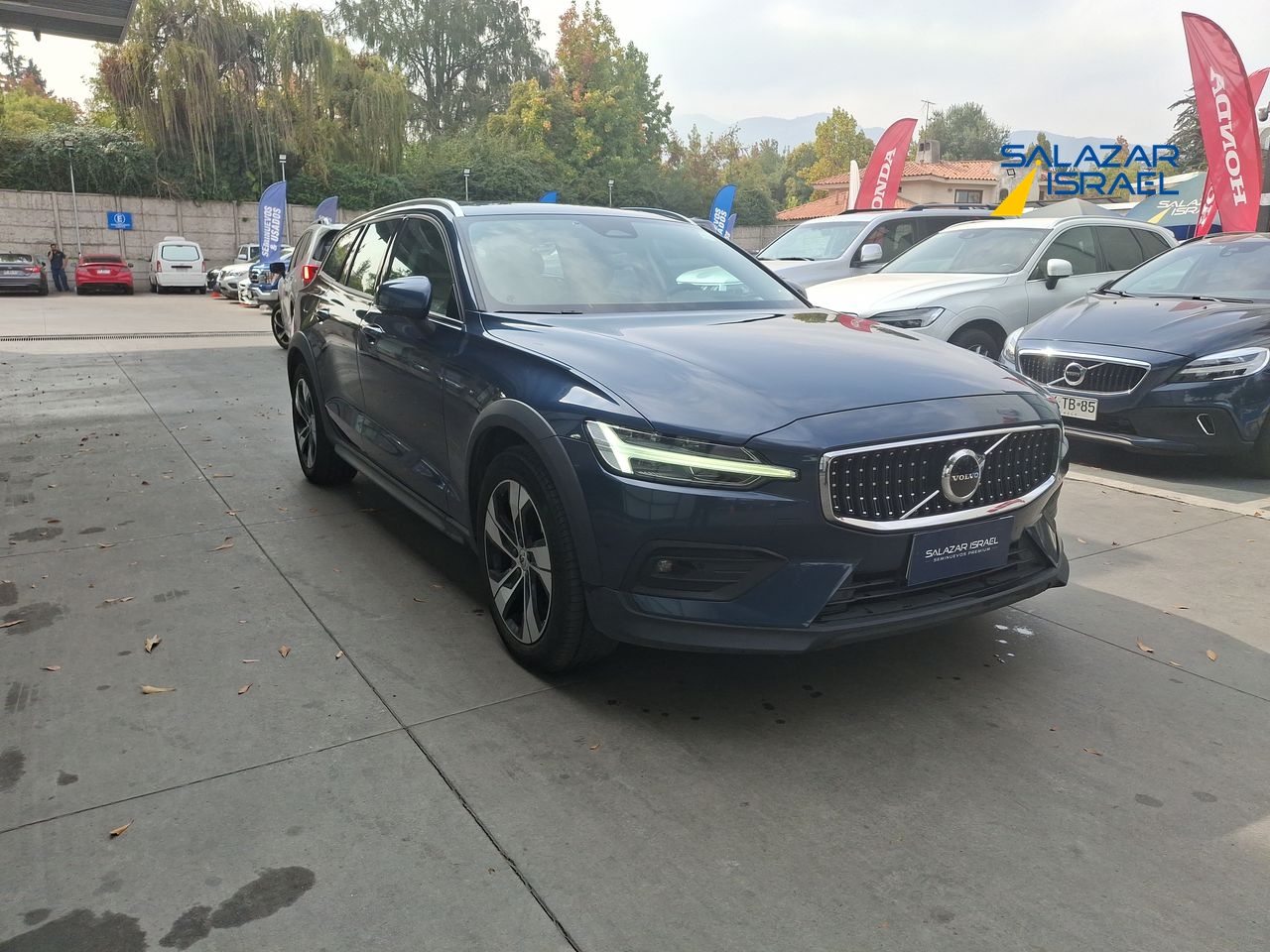 VOLVO