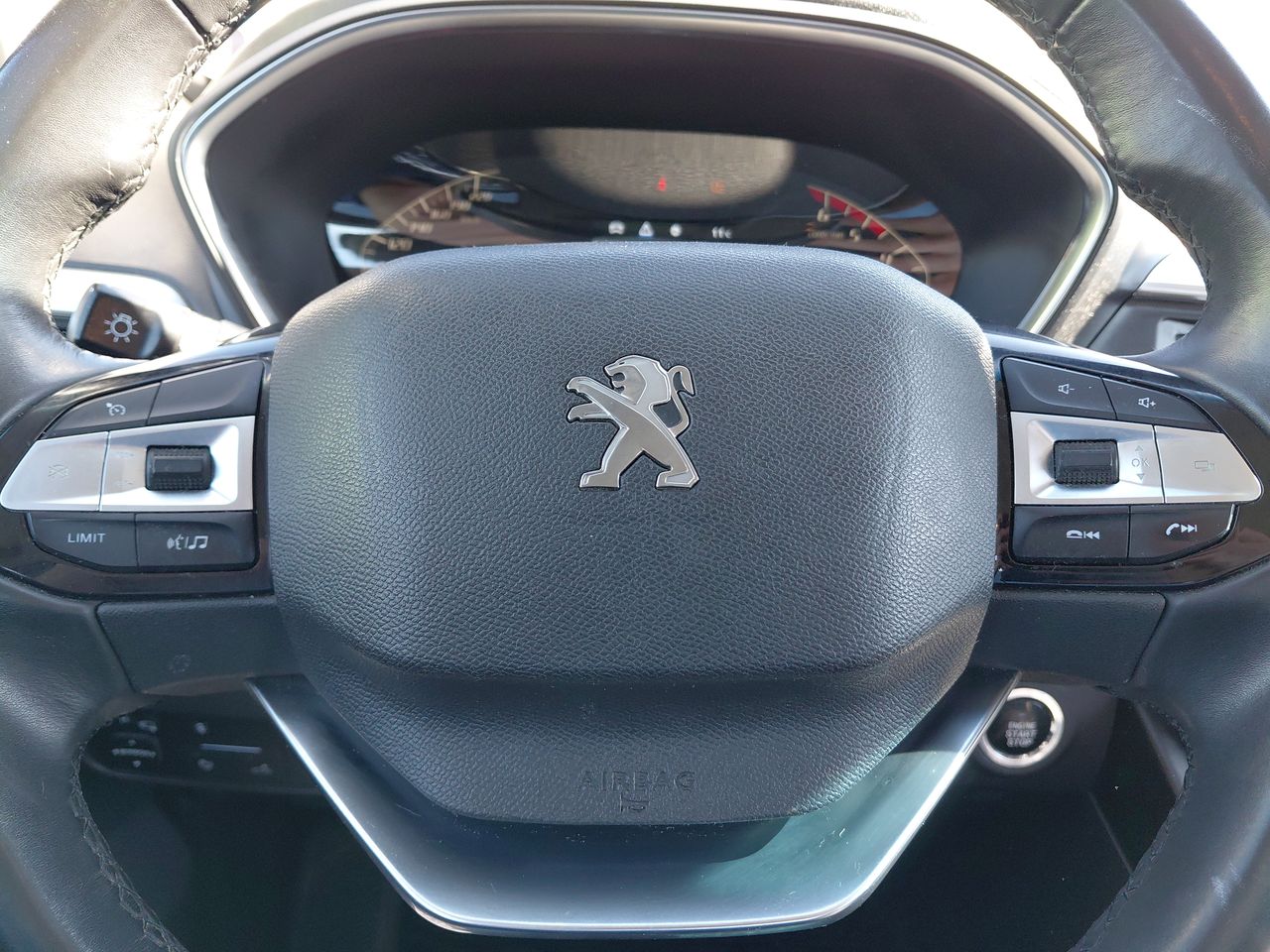 PEUGEOT - 23