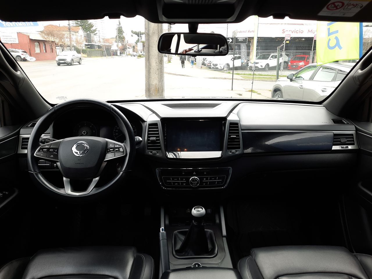 SSANGYONG - 25