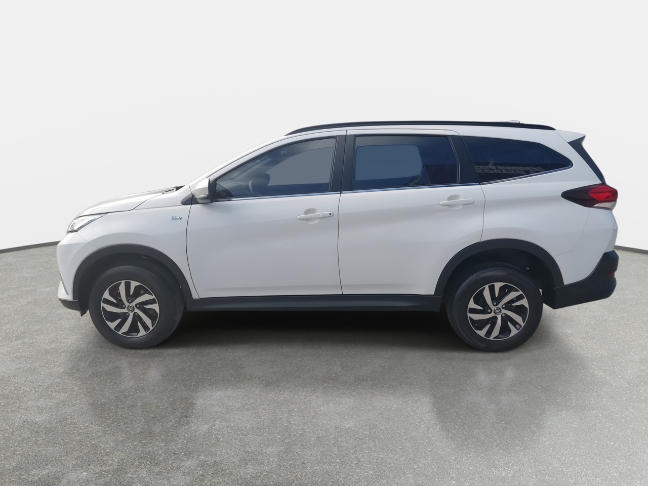 TOYOTA - 4
