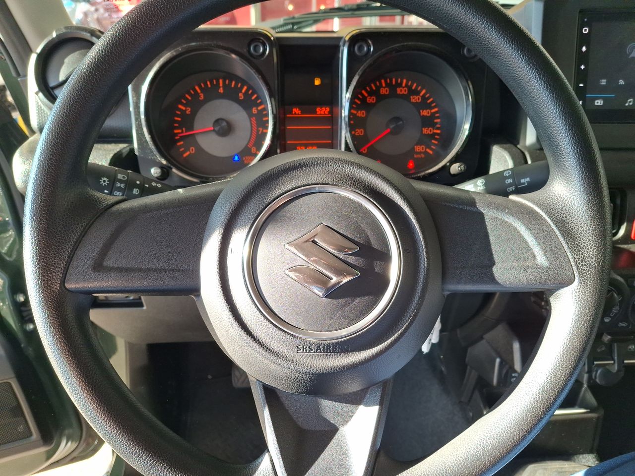 SUZUKI - 23