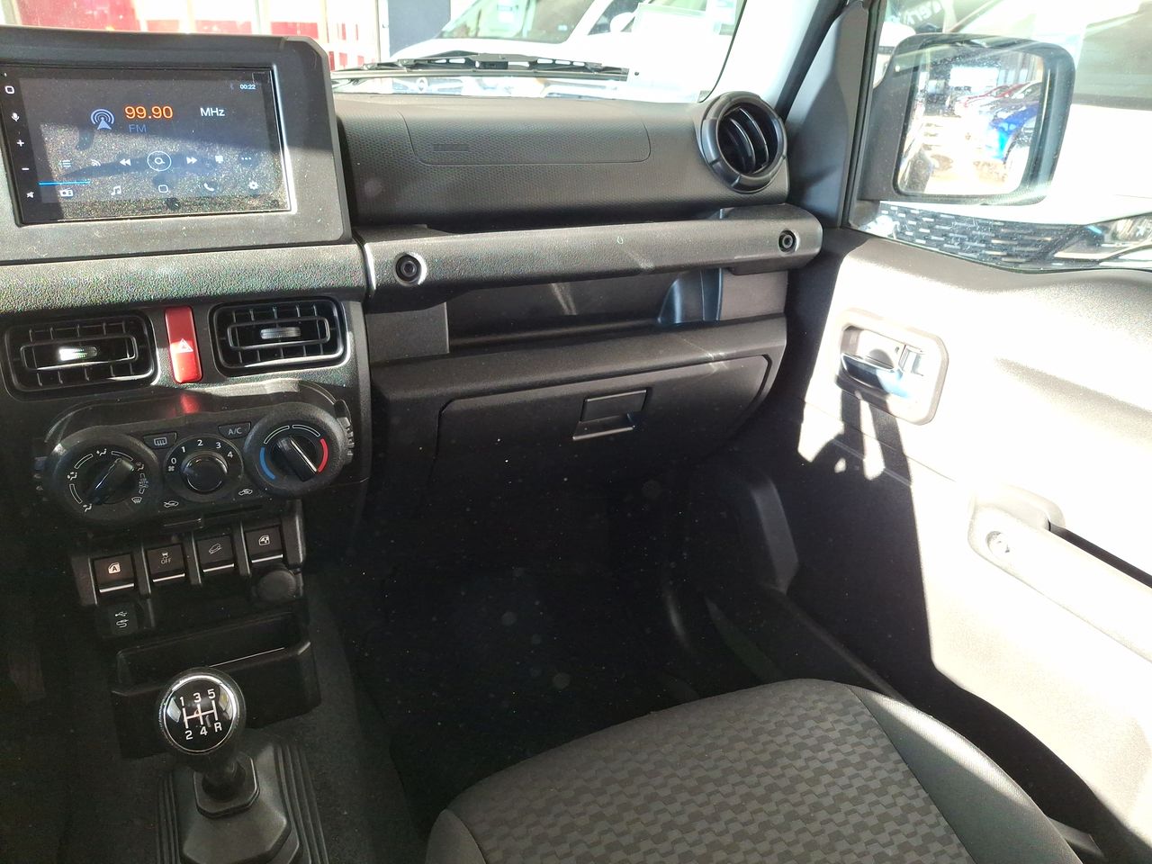 SUZUKI - 10