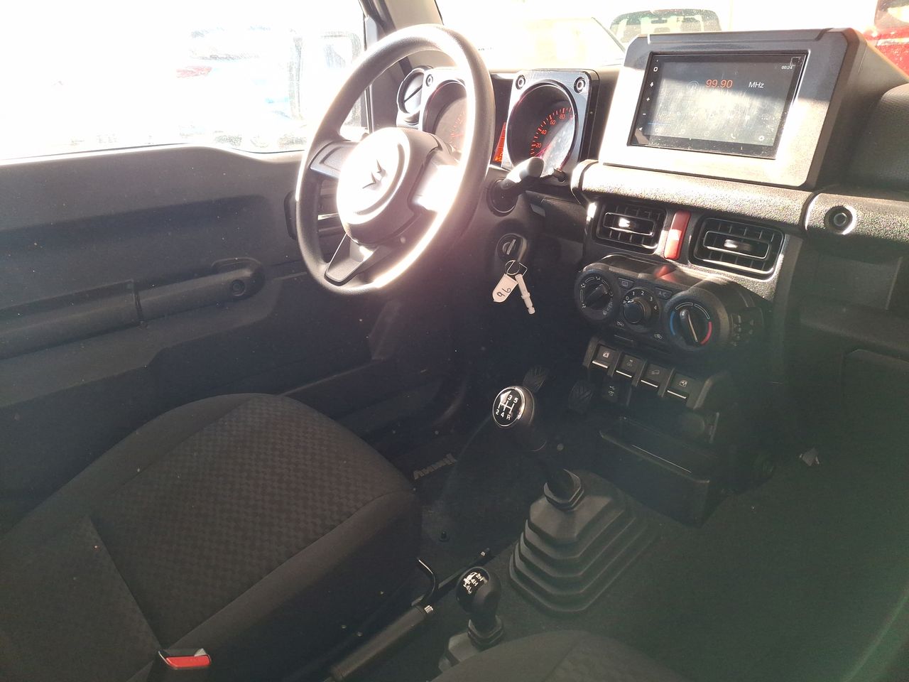 SUZUKI - 16