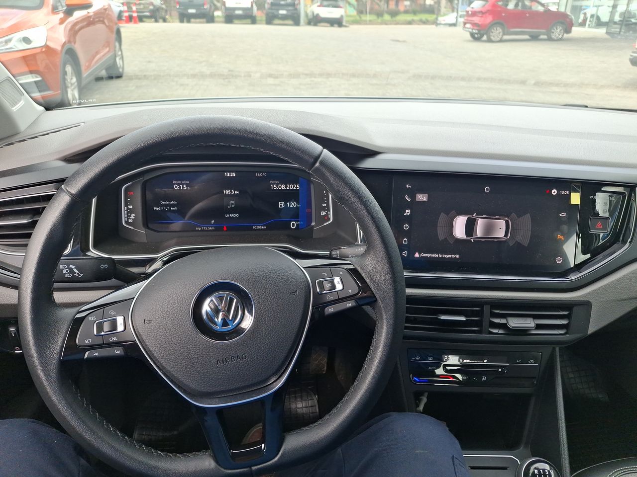 VOLKSWAGEN - 16