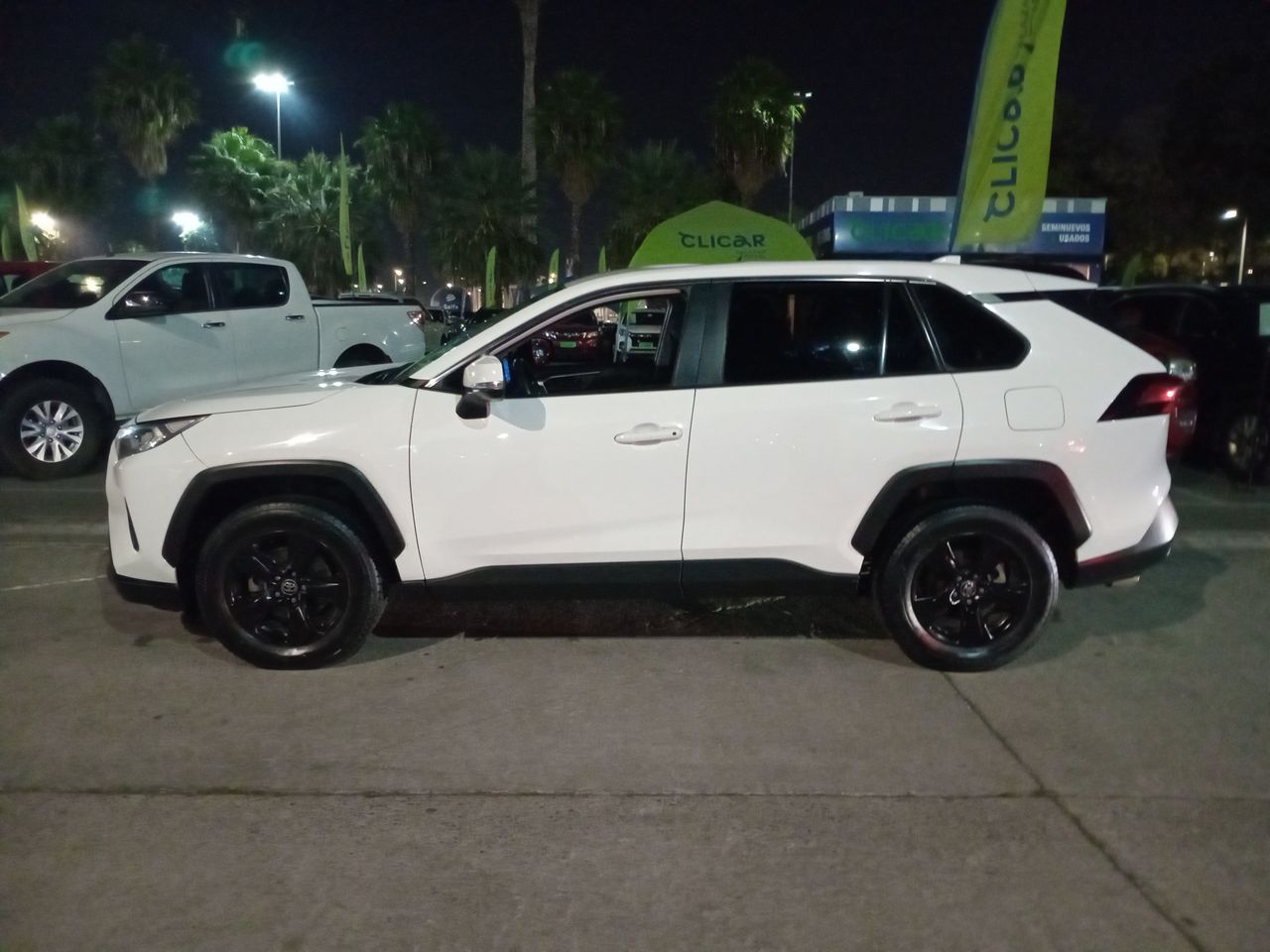TOYOTA - 4