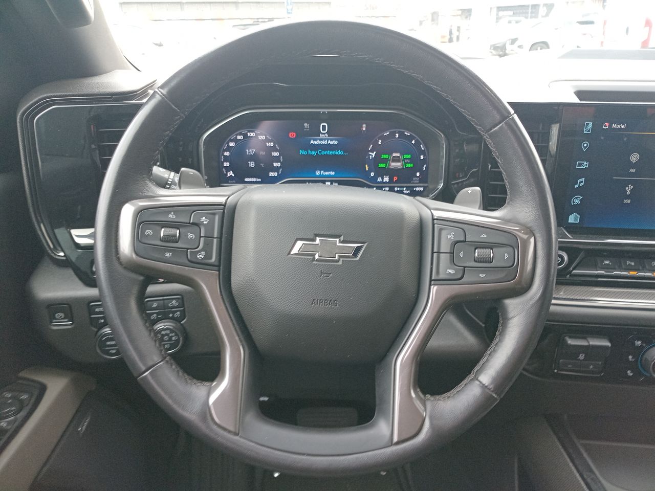 Chevrolet Silverado — foto 24 de 35