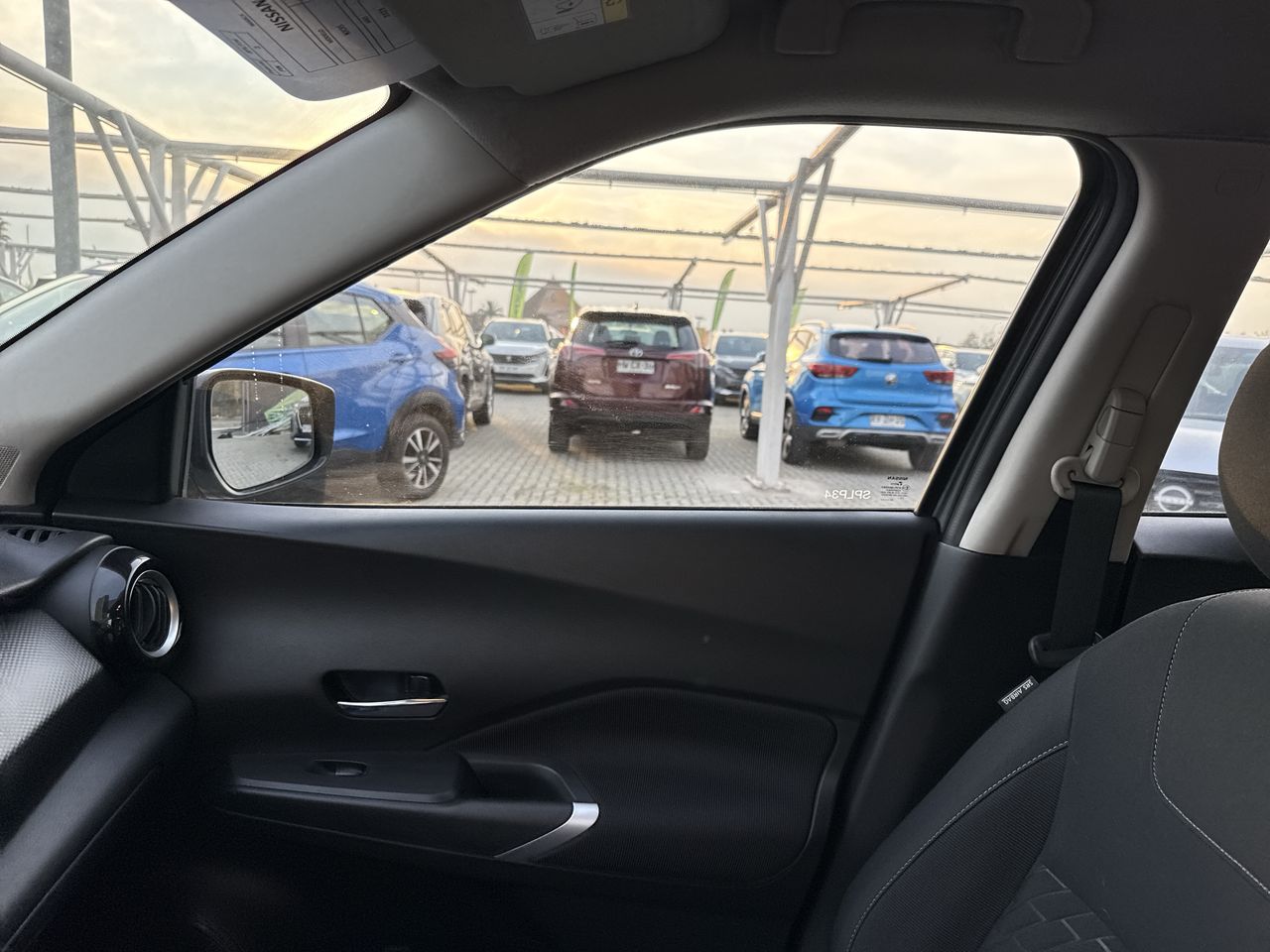 NISSAN - 2