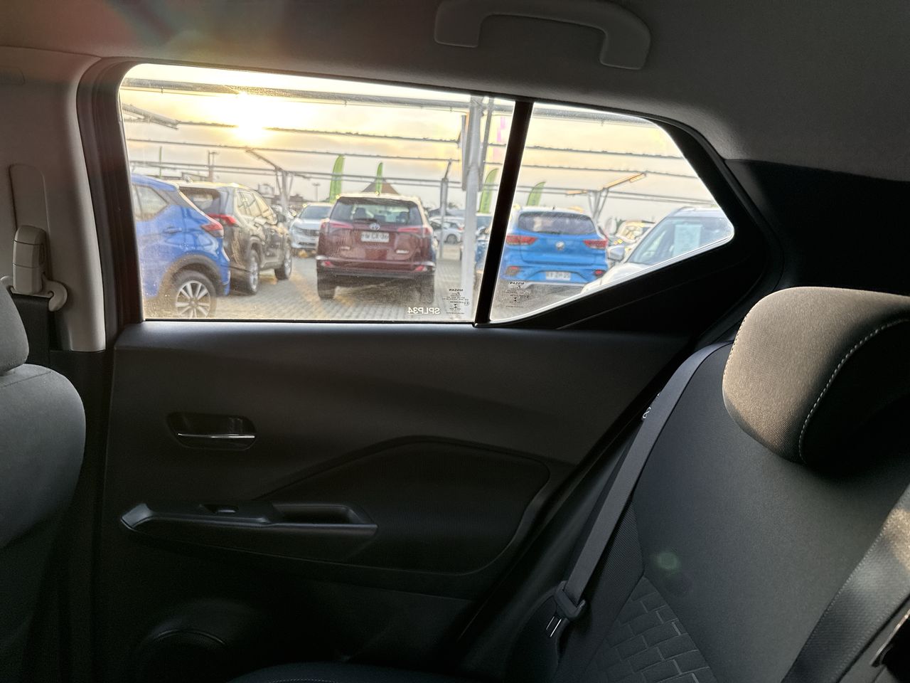 NISSAN - 4