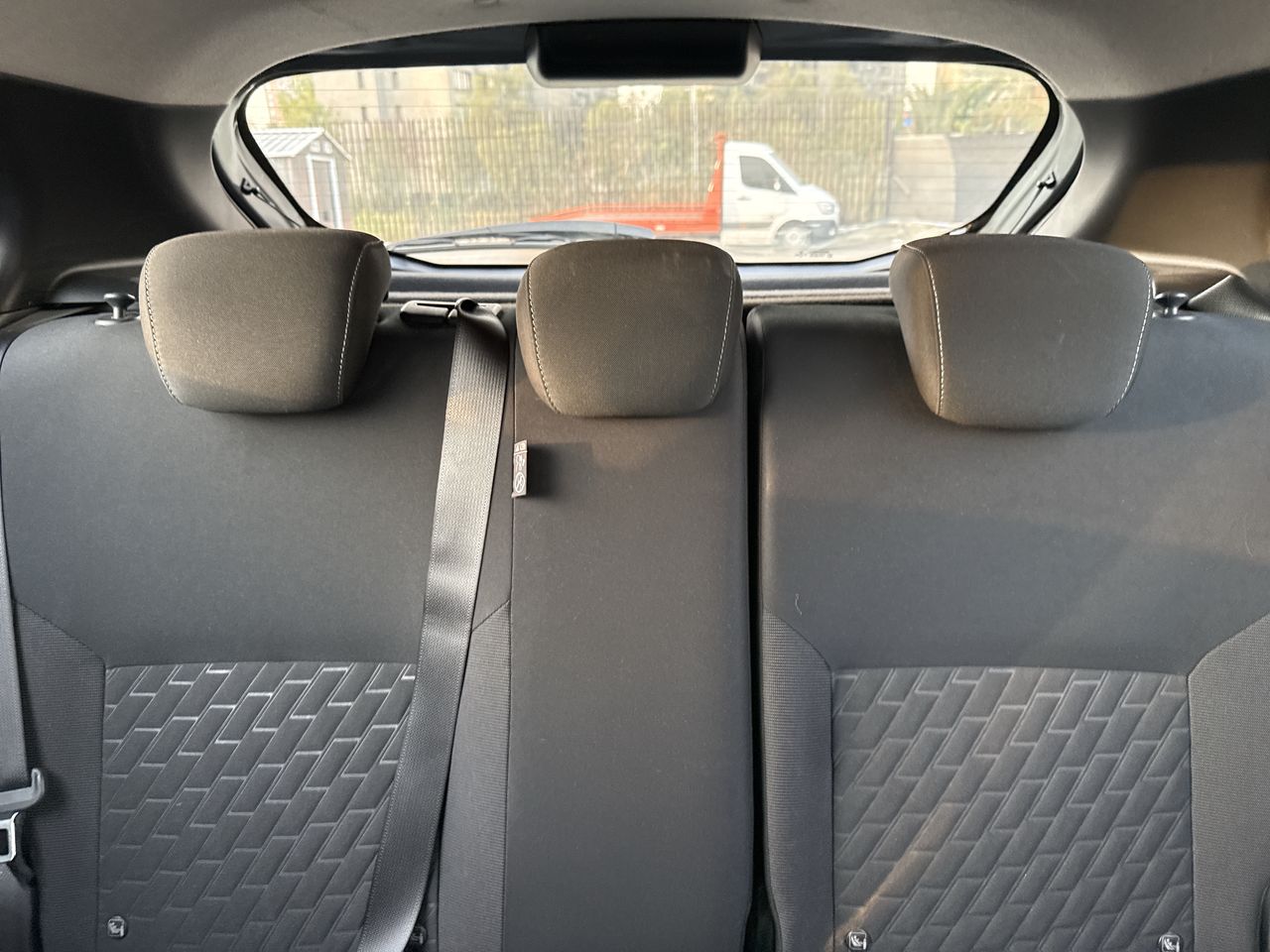 NISSAN - 5