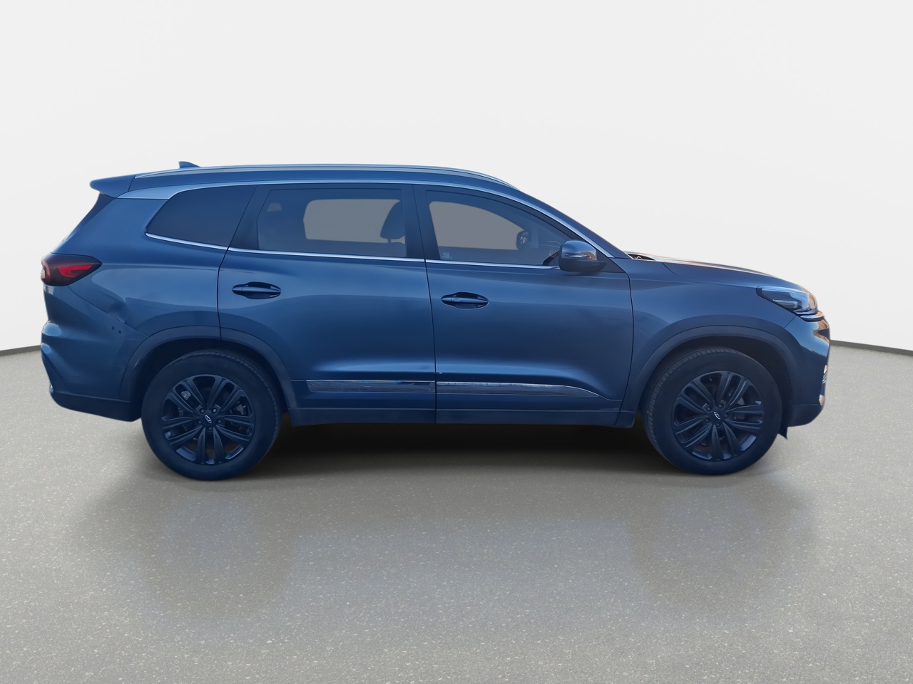 Chery Tiggo 8 — foto 9 de 32