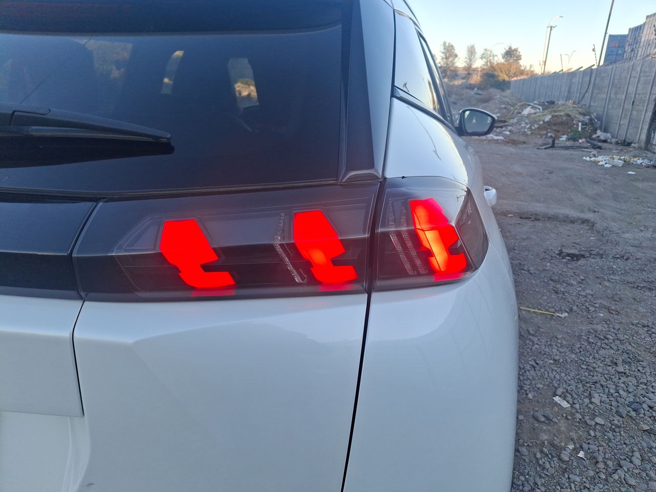 Peugeot 2008 — foto 13 de 23