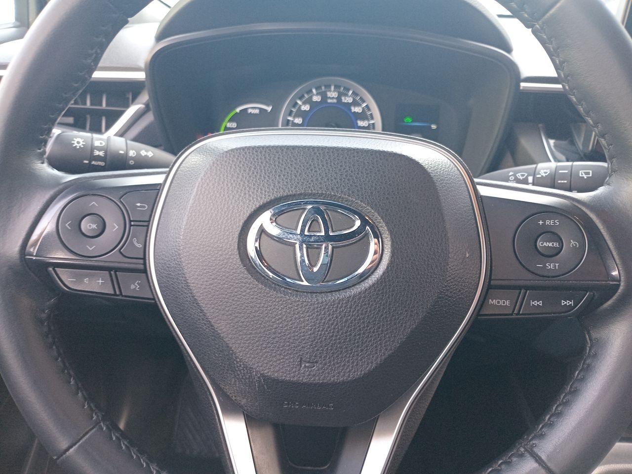 TOYOTA - 25