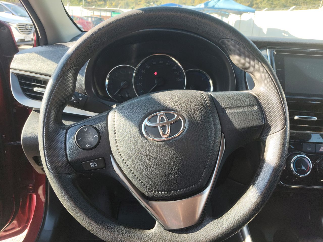 TOYOTA - 10