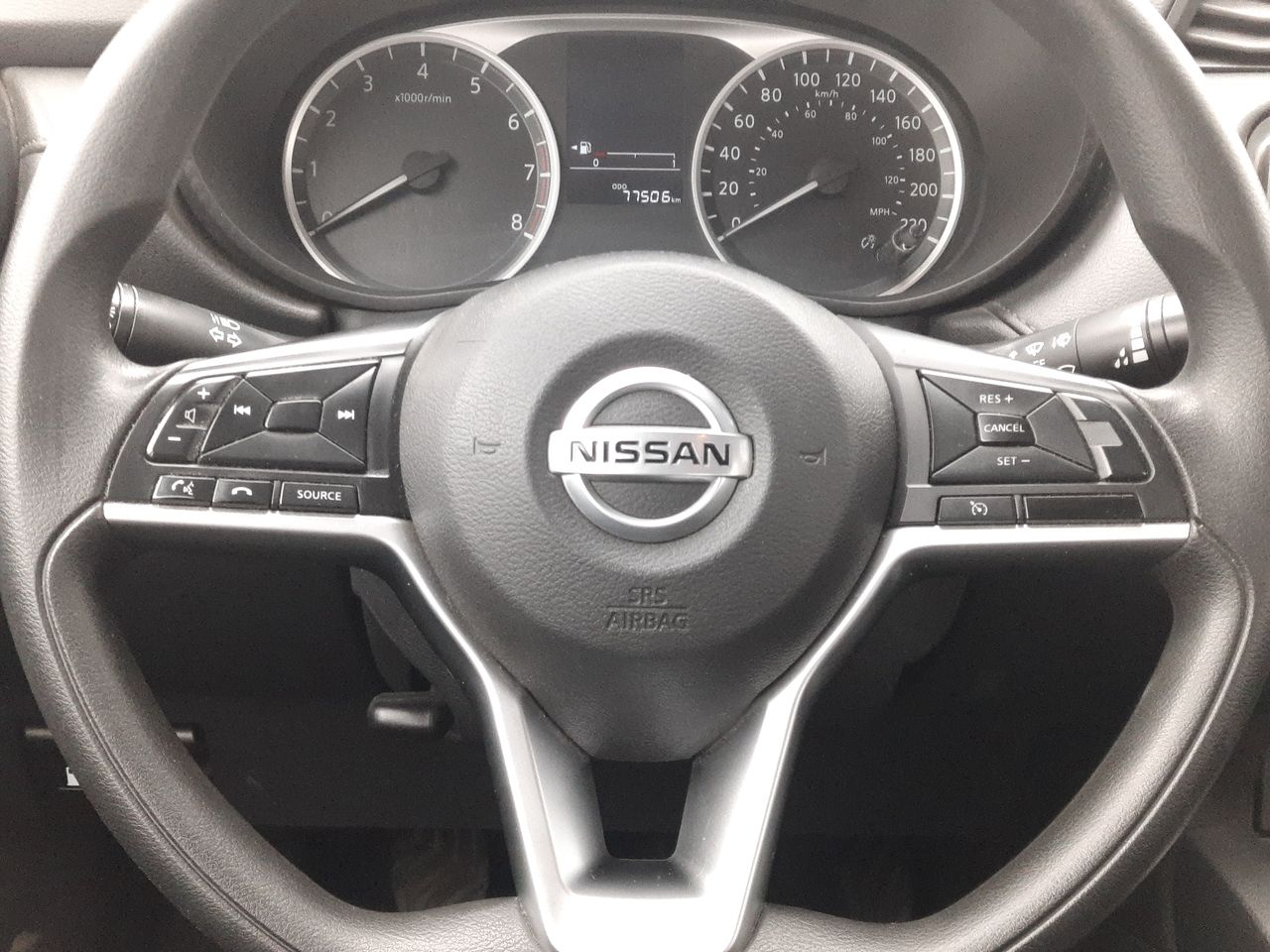 NISSAN - 18