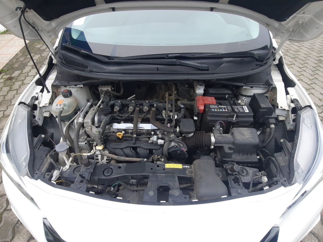 NISSAN - 10