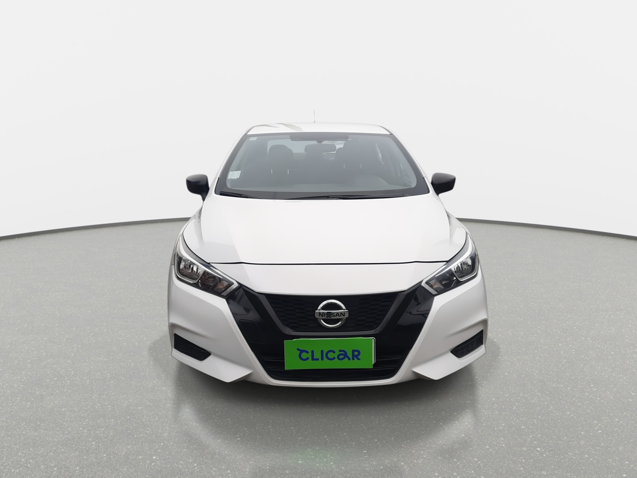 Nissan Versa — foto 3 de 35