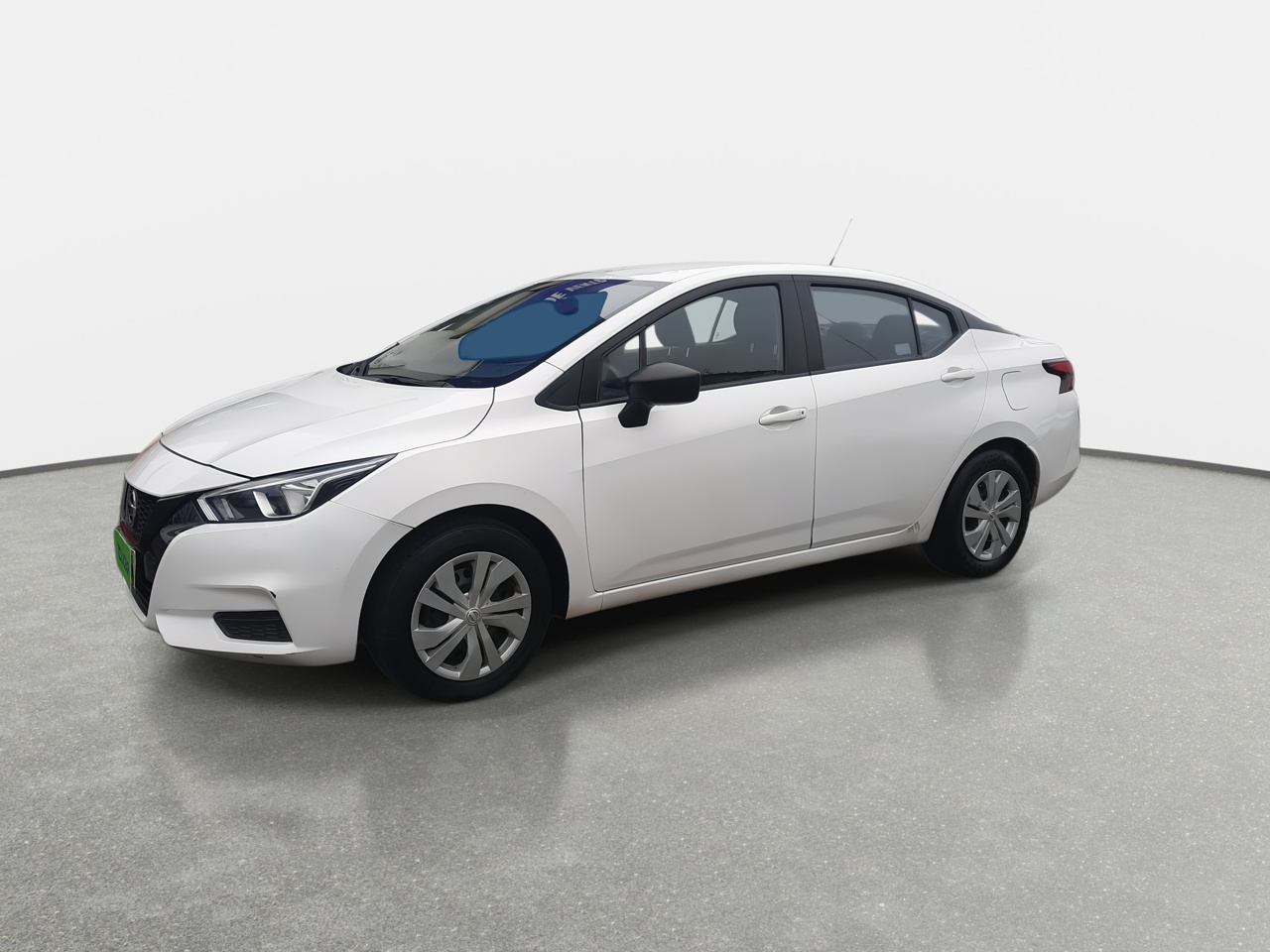 Nissan Versa — foto 4 de 35