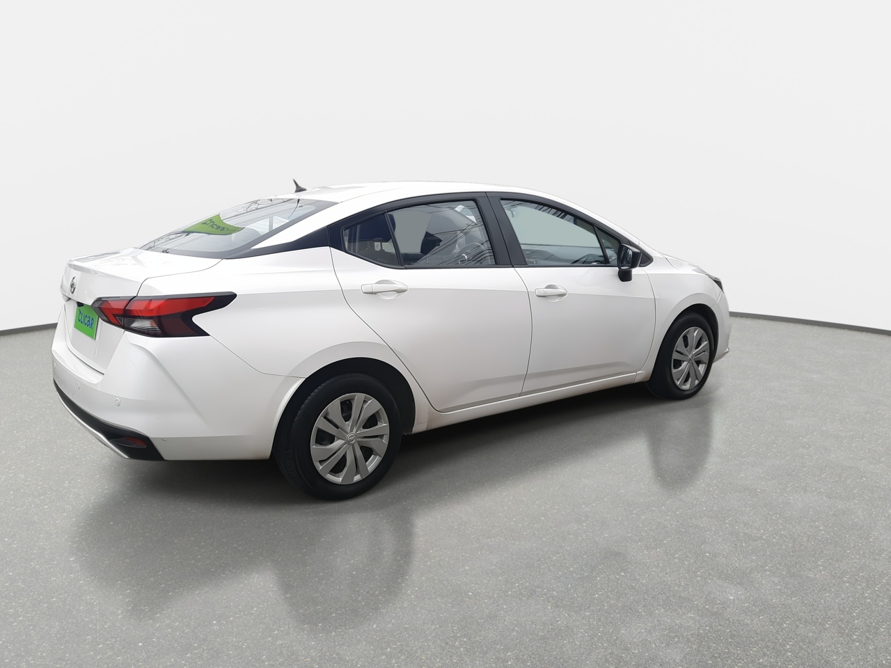 Nissan Versa — foto 8 de 35
