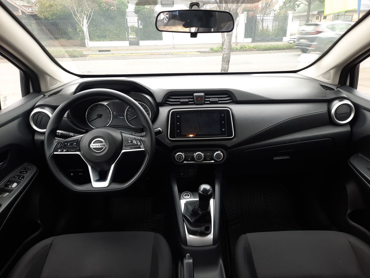 NISSAN - 1