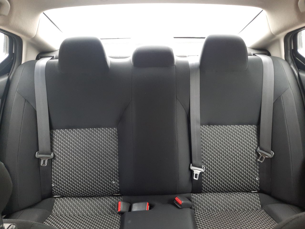 NISSAN - 5