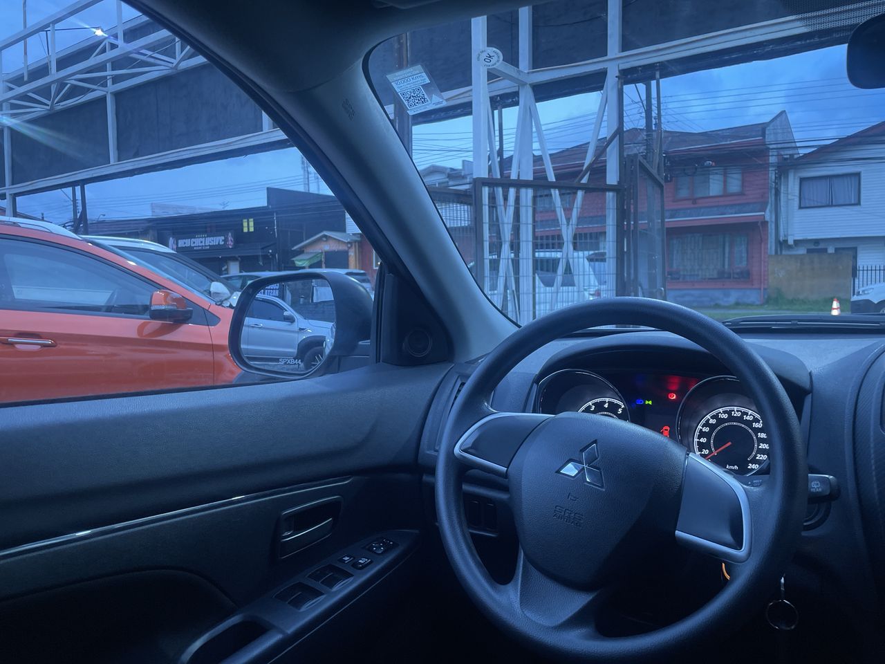 MITSUBISHI - 8