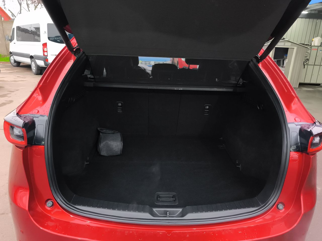 MAZDA - 10