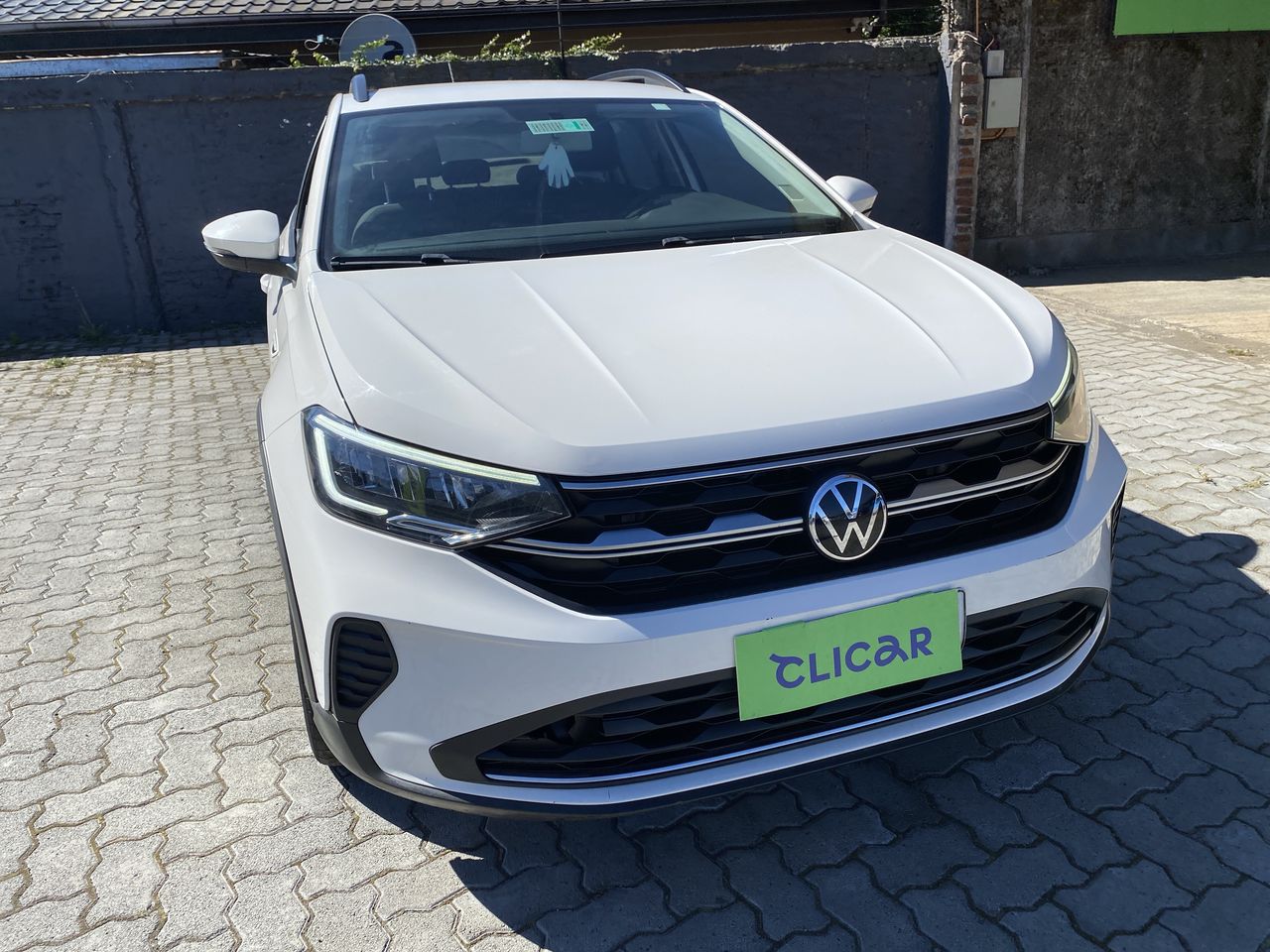 VOLKSWAGEN - 2