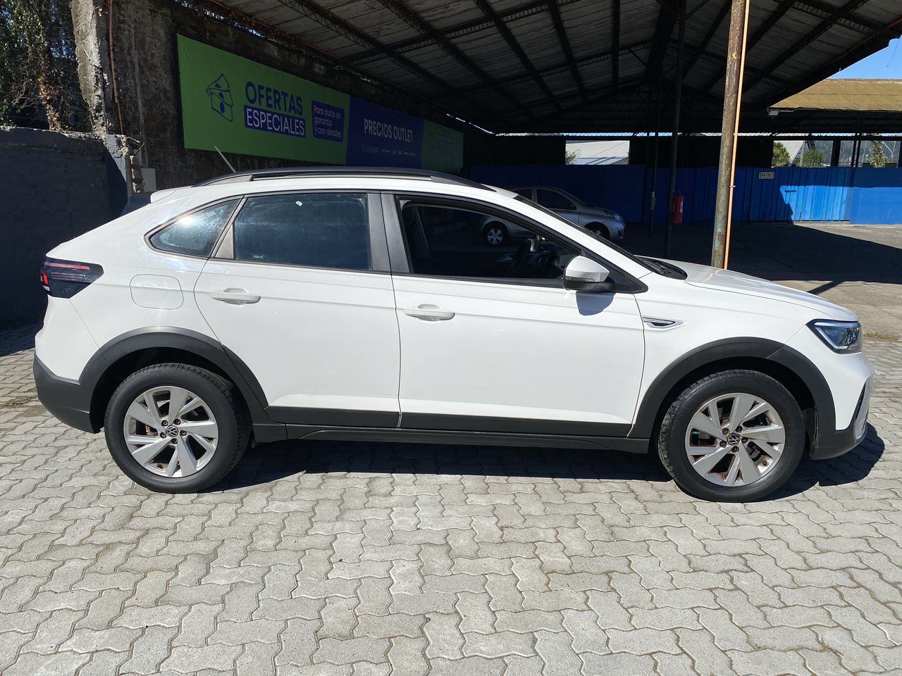 VOLKSWAGEN - 8
