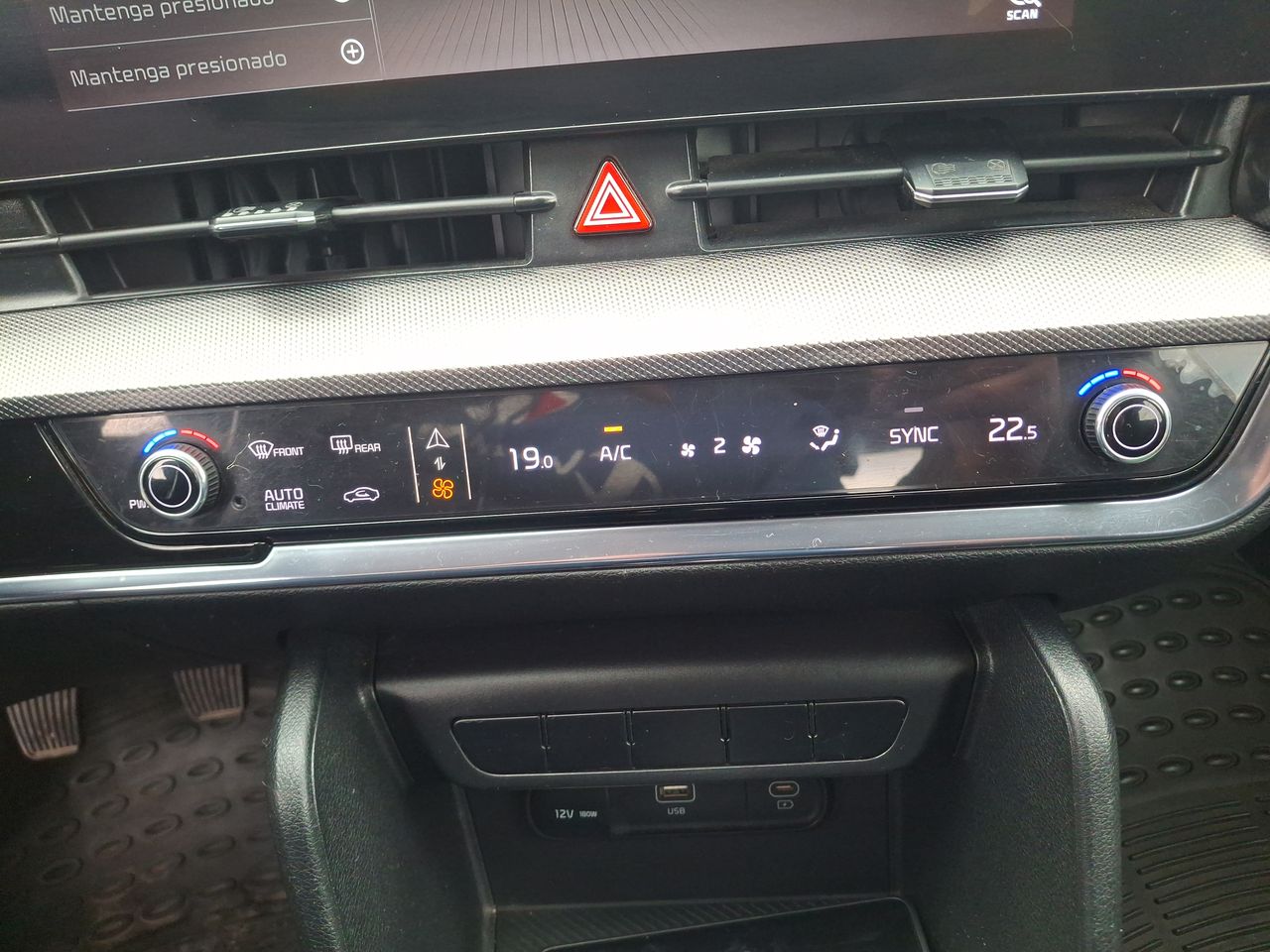 KIA Sportage — foto 20 de 22
