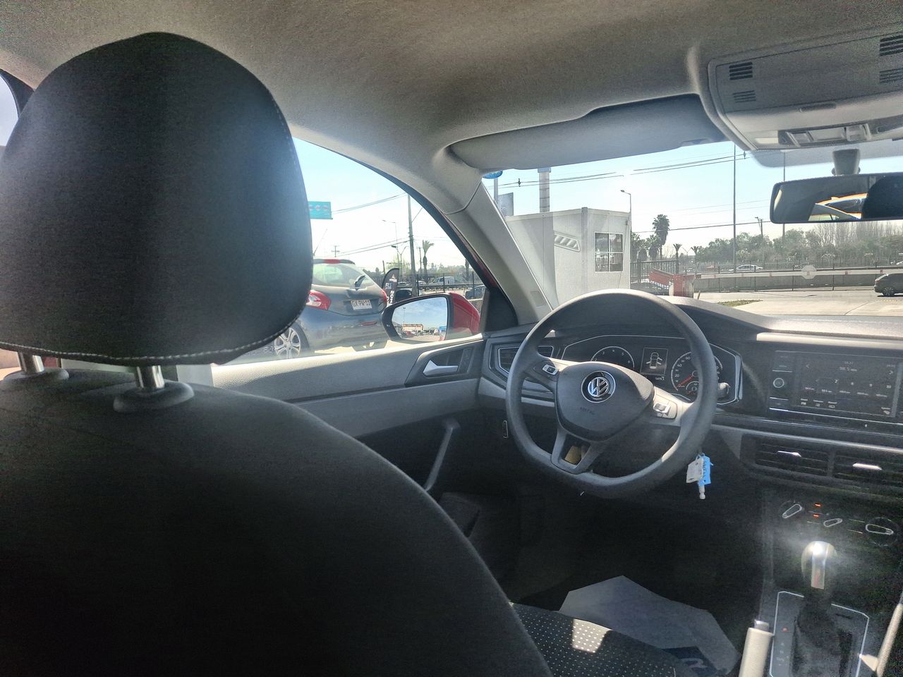 VOLKSWAGEN - 16