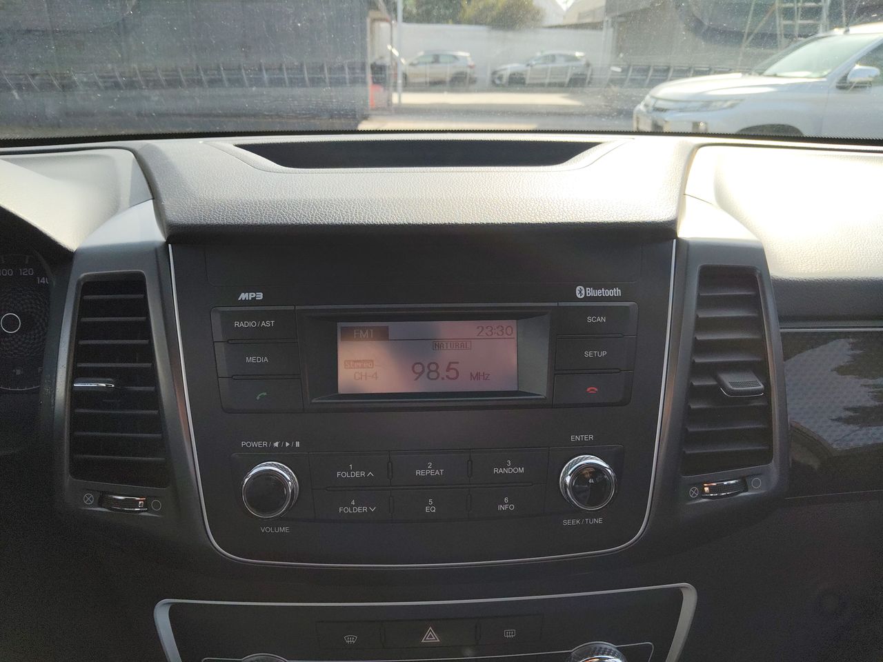 SSANGYONG - 30