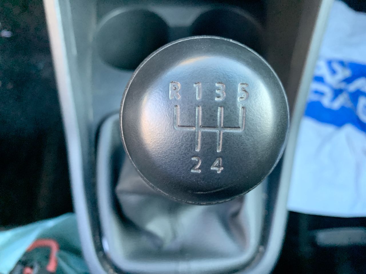 VOLKSWAGEN - 26