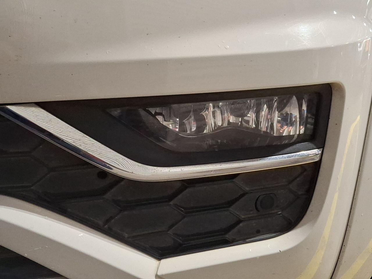 Volkswagen Amarok — foto 12 de 25