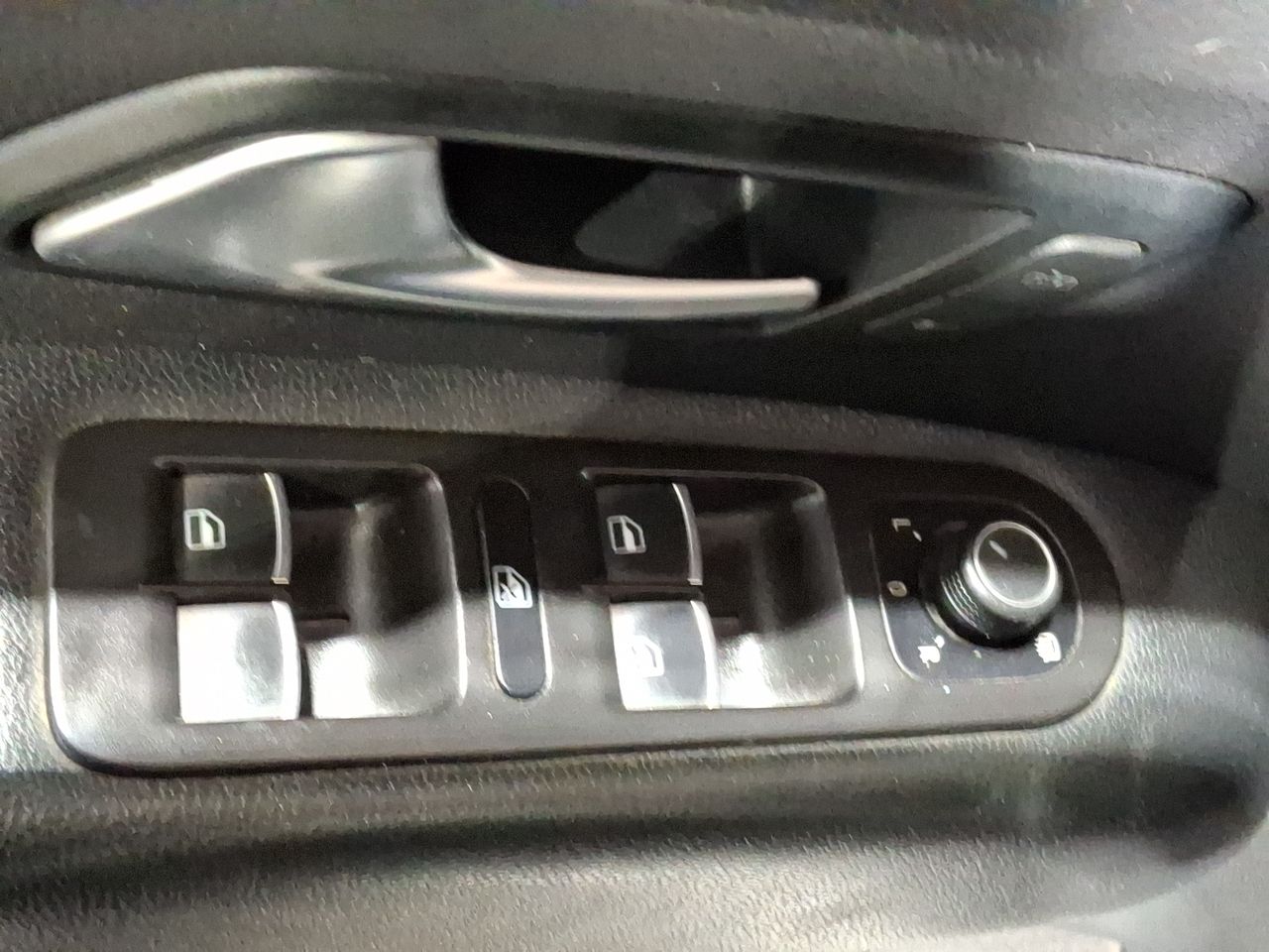 Volkswagen Amarok — foto 14 de 25