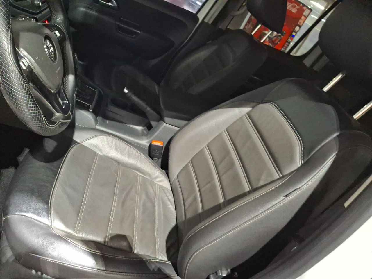 Volkswagen Amarok — foto 15 de 25