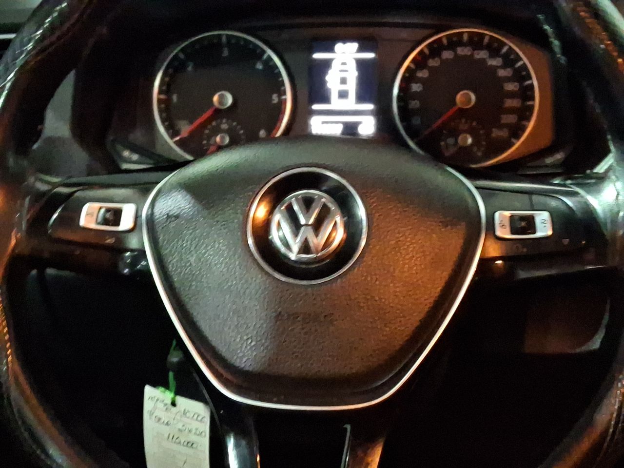 Volkswagen Amarok — foto 17 de 25