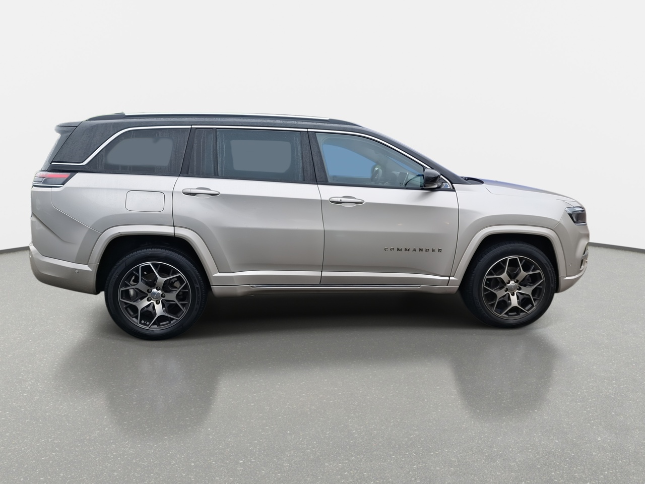 Jeep Commander — foto 9 de 38