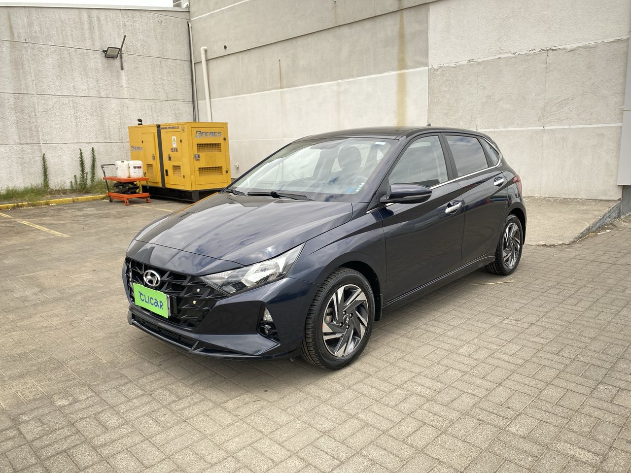 HYUNDAI - 3