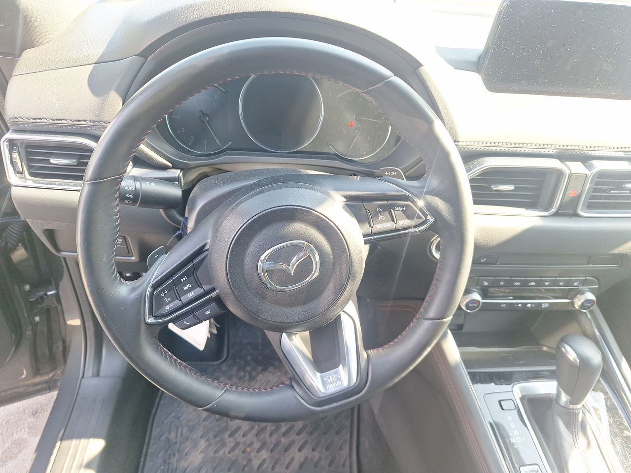 MAZDA - 26